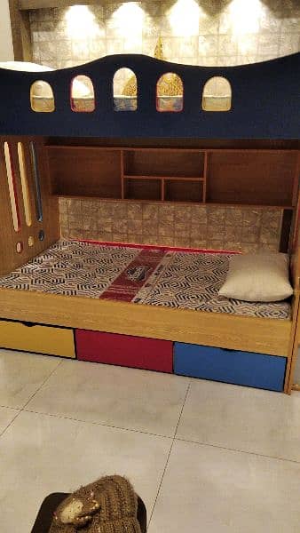 triple bunkbed 2