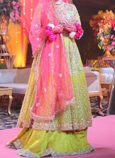 Mehndi bridal lehnga  (Designer: Maria Basit Malik) 2