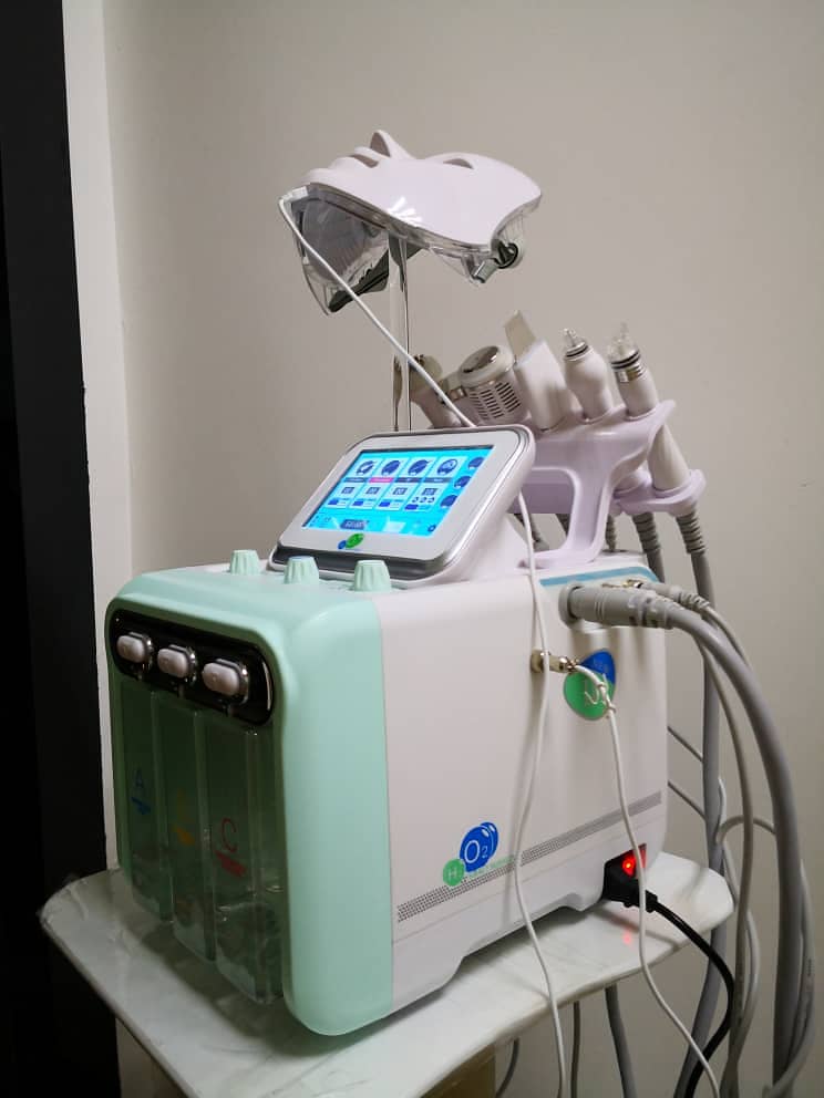 Hydra Facial Machine Stock Available Import from China 3