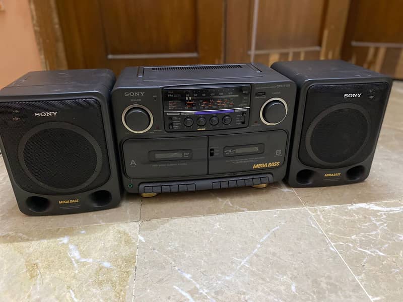 SONY Radio Cassette Player 4