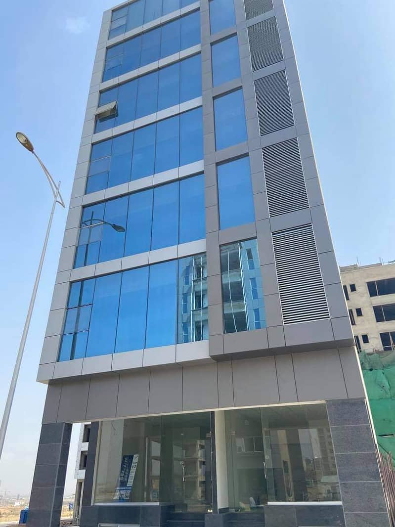 Office at Midway Commercial Bahria Town Karachi, 700 sq ft, 3rd floor. 3