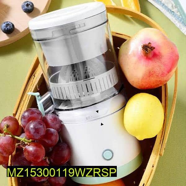 Electric Portable Chargeable Juicer 2