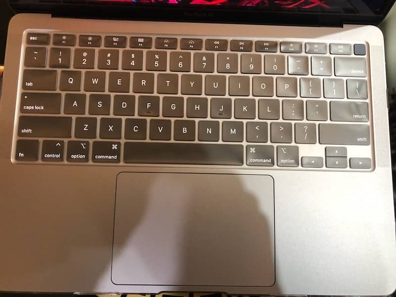 Apple Macbook Air 13” 2020, Intel Core i3, 1.1 GHz, 8GB, 256 GB 2