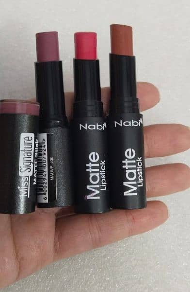 Lipsticks Makeup 2