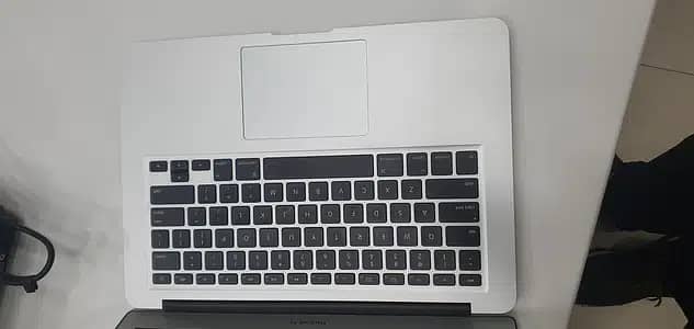 Apple macbook Air 2015 13.3 9