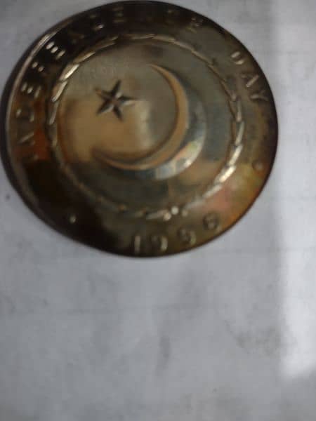 prime minister independence day medallion  1996 10