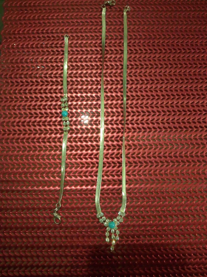 necklace with feroza stone. . . imported(iran) 1