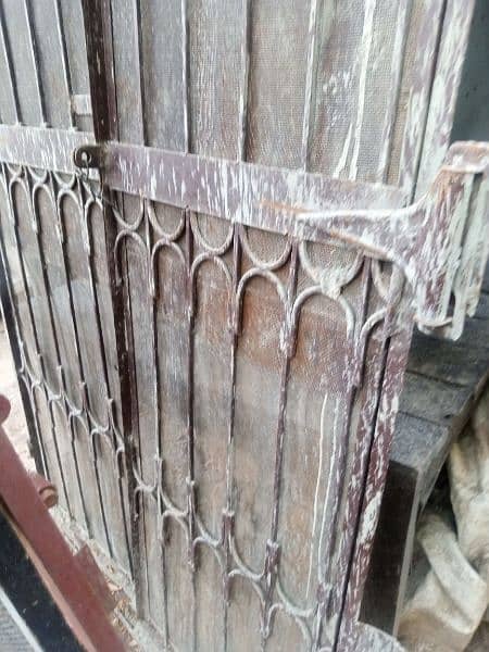 Used Main Gate/Door/Choghat/Garder/T Iron/Window/Grill/Railing/Shed 15