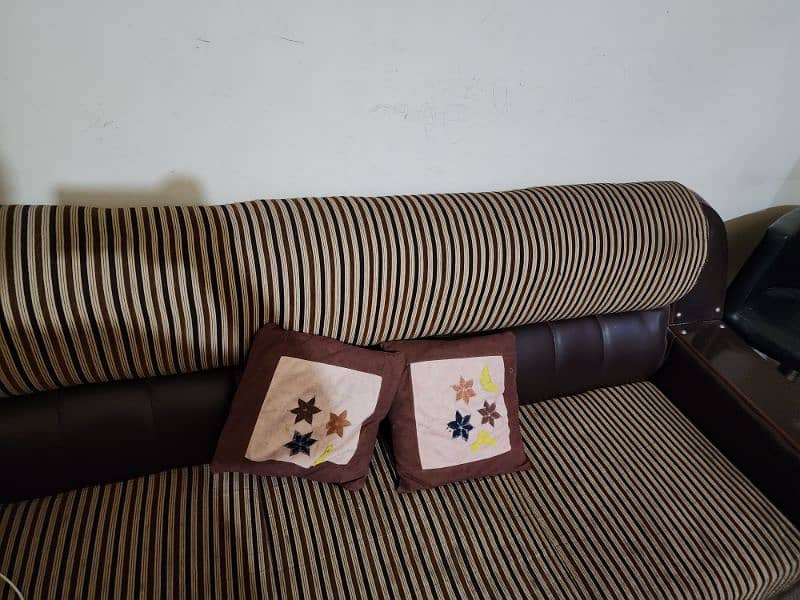 Used sofa set for sale 3, 2 ,1 1