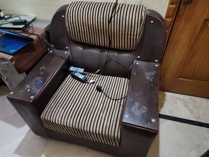 Used sofa set for sale 3, 2 ,1 2