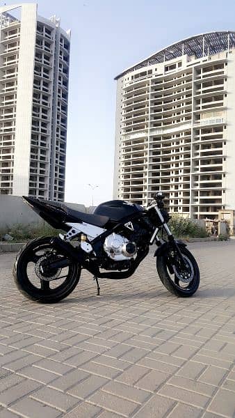 Heavy sports bike Honda CB1 400cc,CB super four,CB400cc mint condition 1