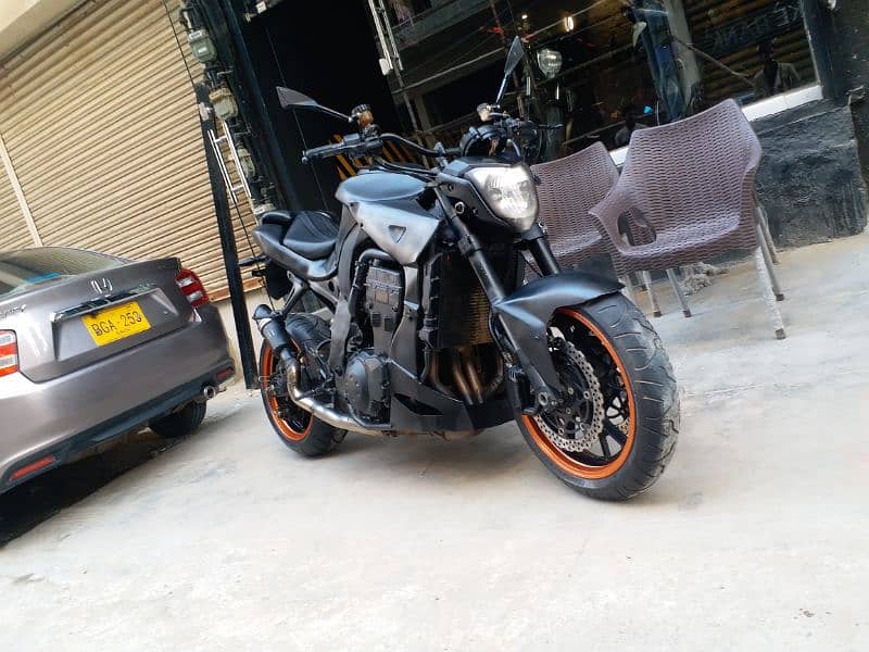 Heavy sports bike Kawasaki ZX14R 1400cc in street fighter shape! 6