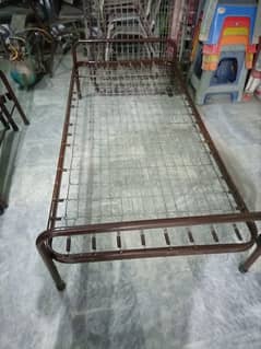 Bed / iron bed / single bed / folding iron bed / bed at whole sale