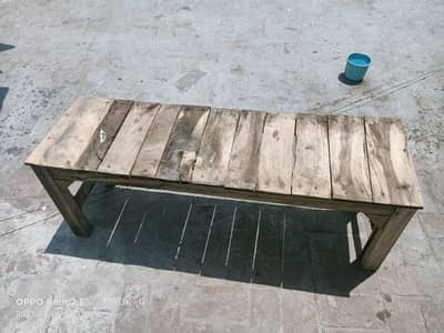 wooden bench
