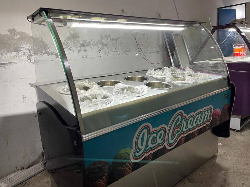 Ice Cream Display Counter Freezer 14