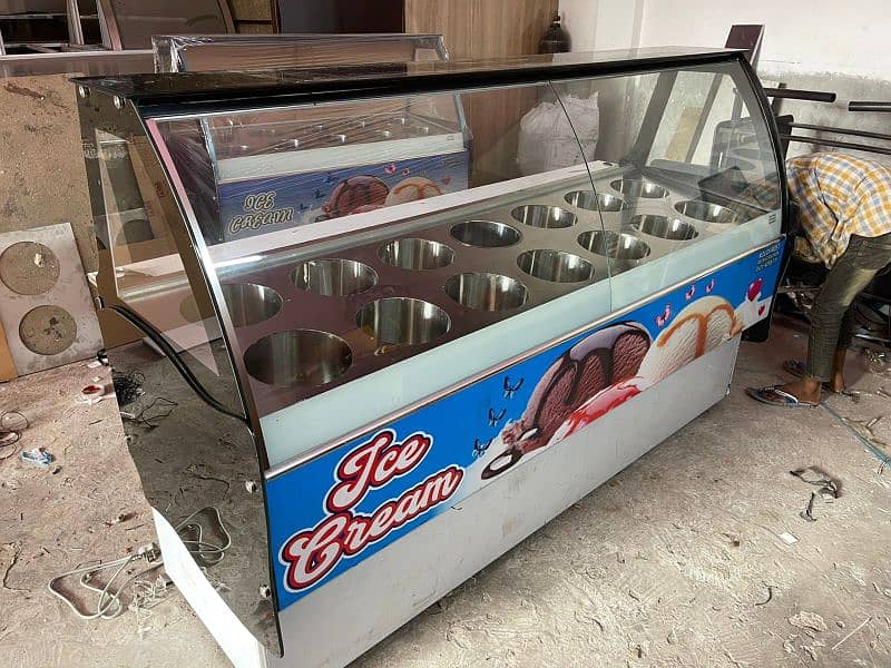 Ice Cream Display Counter Freezer 14