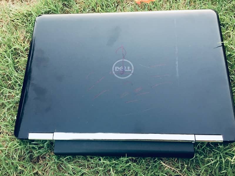 DELL LATITITUDE core i5  10/10 NO ANY SINGLE FAULT 0