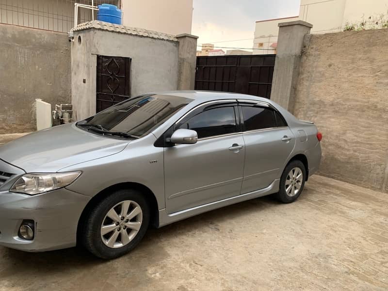 Toyota corolla GLI 2010 12