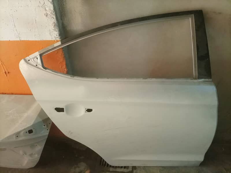 Honda City Bonnet, Light, Door, Tyres 2