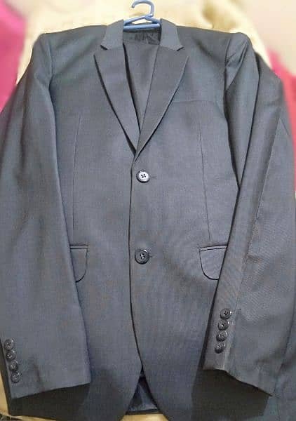 "American Dress House"Brand tailored Suit. . . . 0