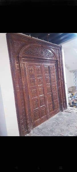 Main entrance doors chinoti wood door Antique door Dayer wood doors 1