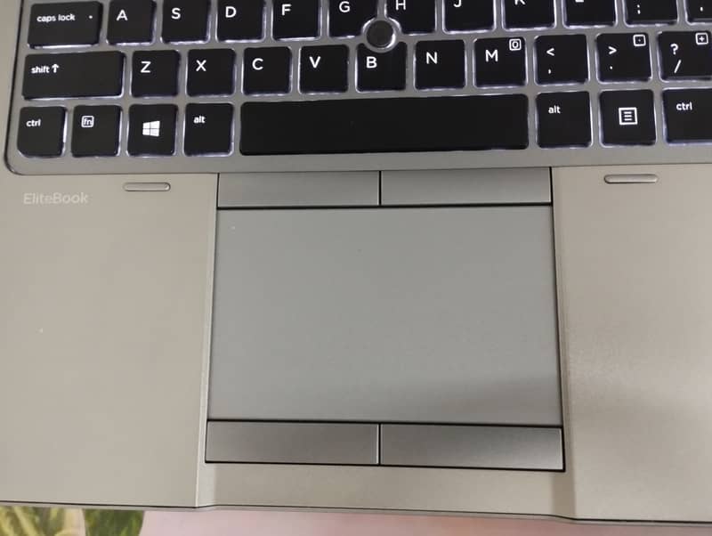 HP laptop, Core i7 5th Gen 14