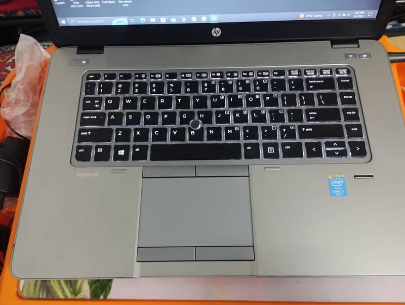 HP laptop, Core i7 5th Gen 15