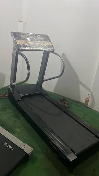 03007227446  treadmill running machine electric 5