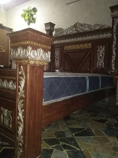 king size bed