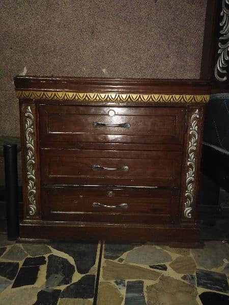 king size bed 1