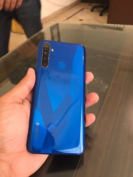 Realme 5 4/64 gb 0