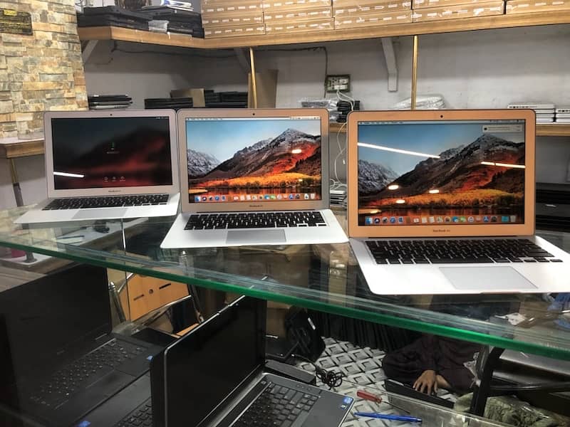 MACBOOK AIR 2015 13 inch and All kind of MacBooks available us stock N 1