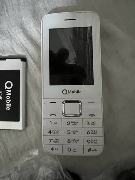 brand new q mobile k140 model only some days used complete box 2