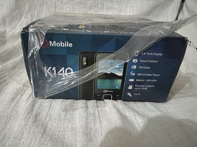 brand new q mobile k140 model only some days used complete box 8