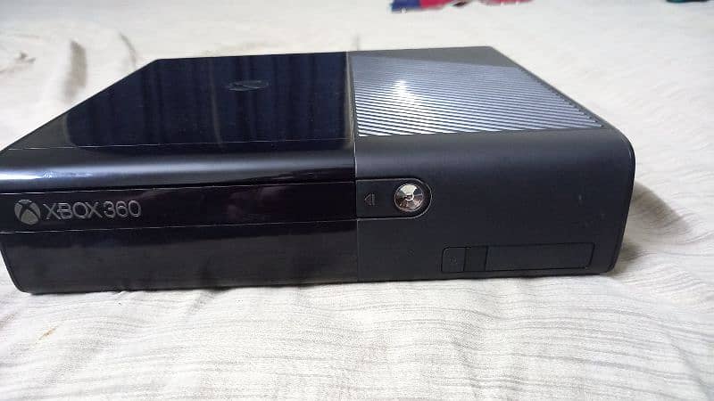 Xbox 360 ultra slim (Jtag) 1