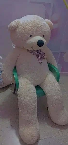 Teddy bears available 3.3/4.5/6/7 feet all sizes available 1
