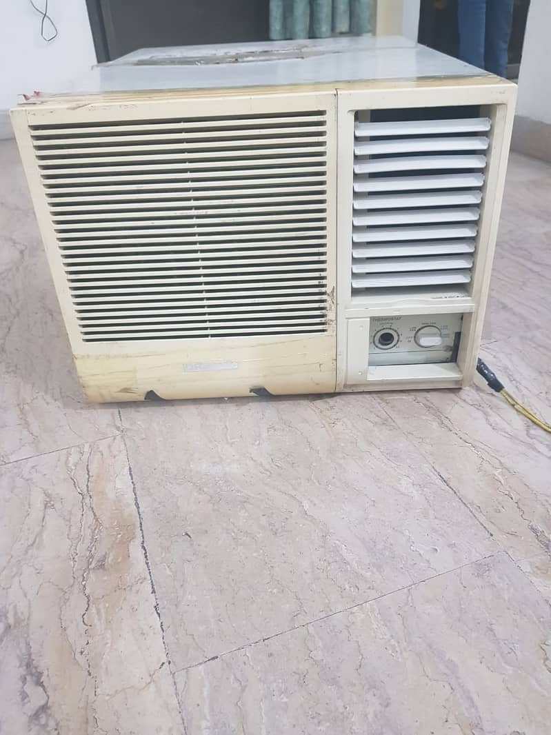 0.75 ton window ac 0