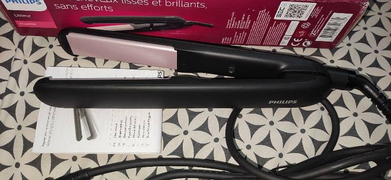 Philips Straightener (Brand New) 2