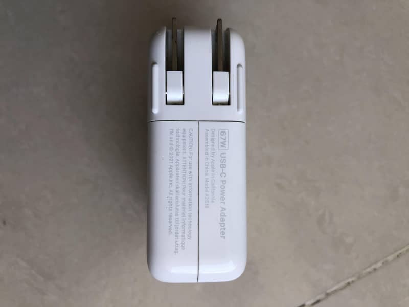 Apple 67W USB-C Power Adapter 2