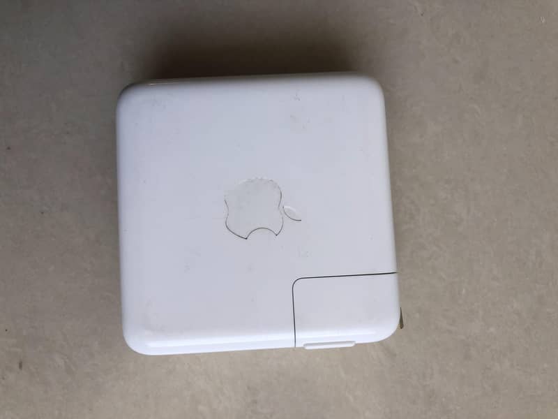 Apple 67W USB-C Power Adapter 3