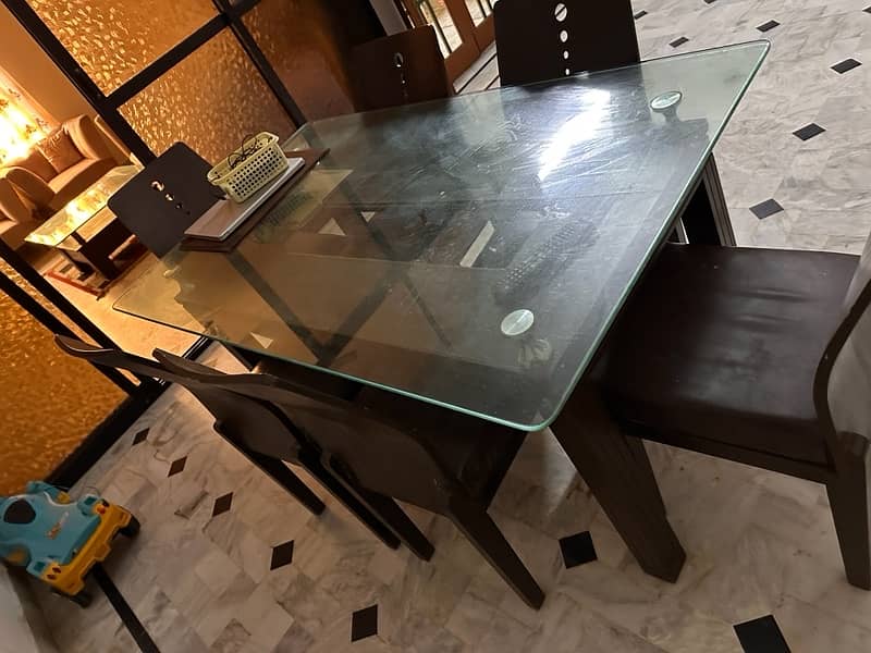 6 chairs Glass Dining Table for Sale 2