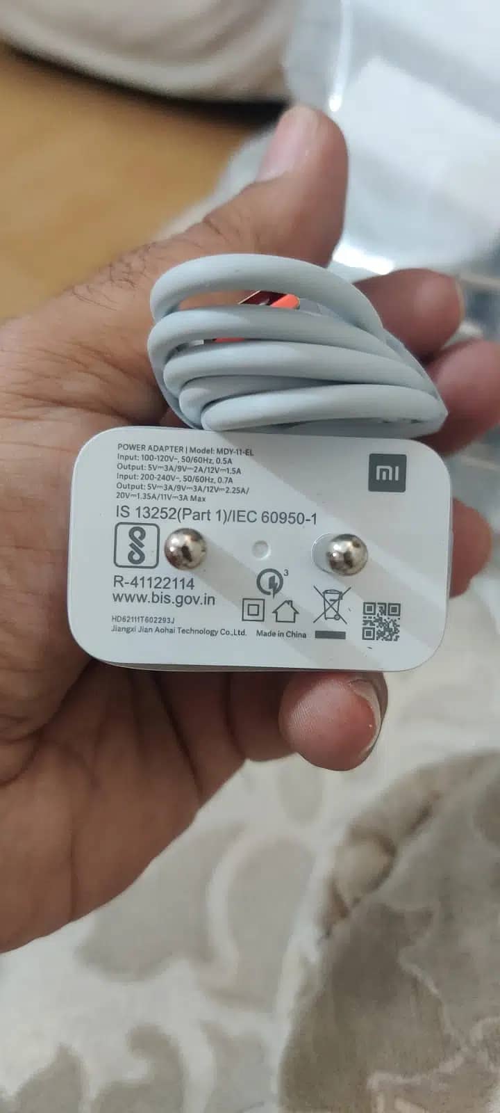 100 % genuine mi 33 watt genuine box pulled charger original lotted ch 1