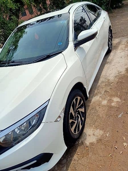 Honda civic 2018 model UG full option total genuine 3