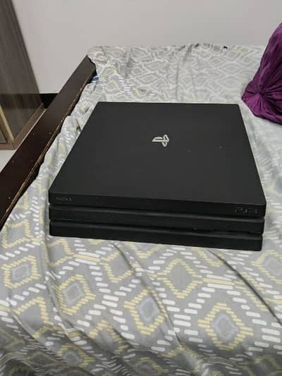 ps4 pro 1 tb URGENT SALE