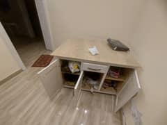 Heavy centre table for kitchen