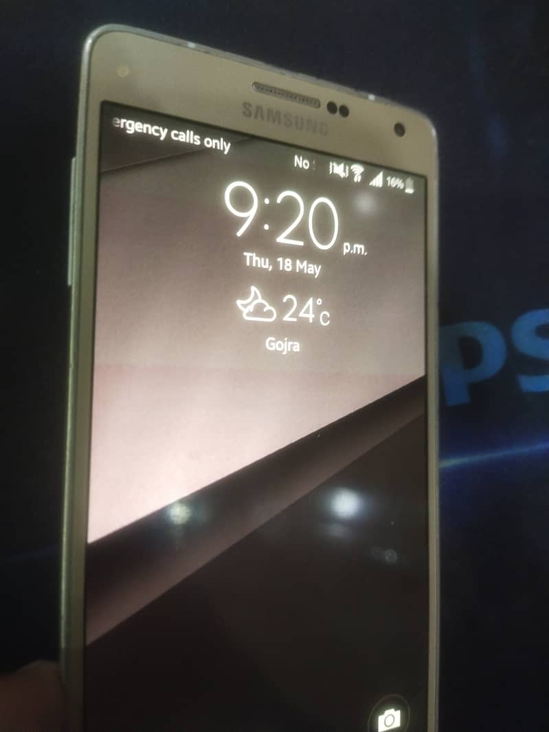 Samsung Galaxy A7 PTA approved metallic body 1