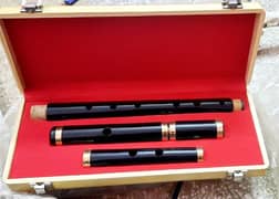 Black 4 part D Flute irish Flute Natural colour with wood Box