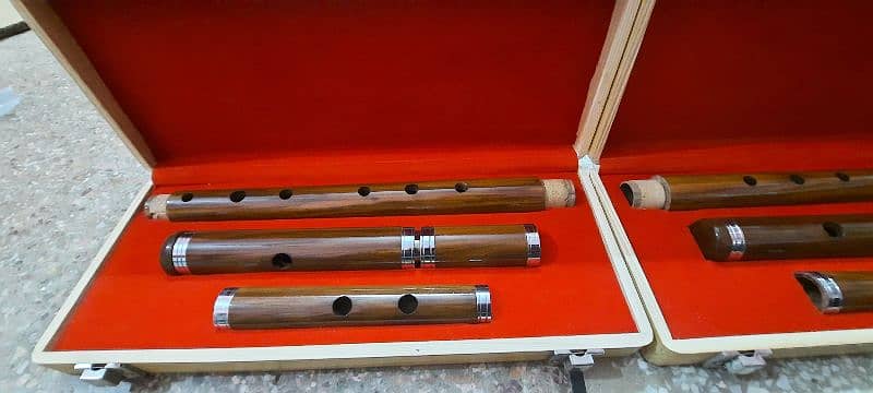 Black 4 part D Flute irish Flute Natural colour with wood Box 2