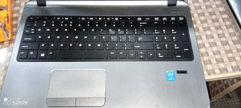 Hp 450 g2 i5 5gen  2gb garphic 15.6 numpad 2