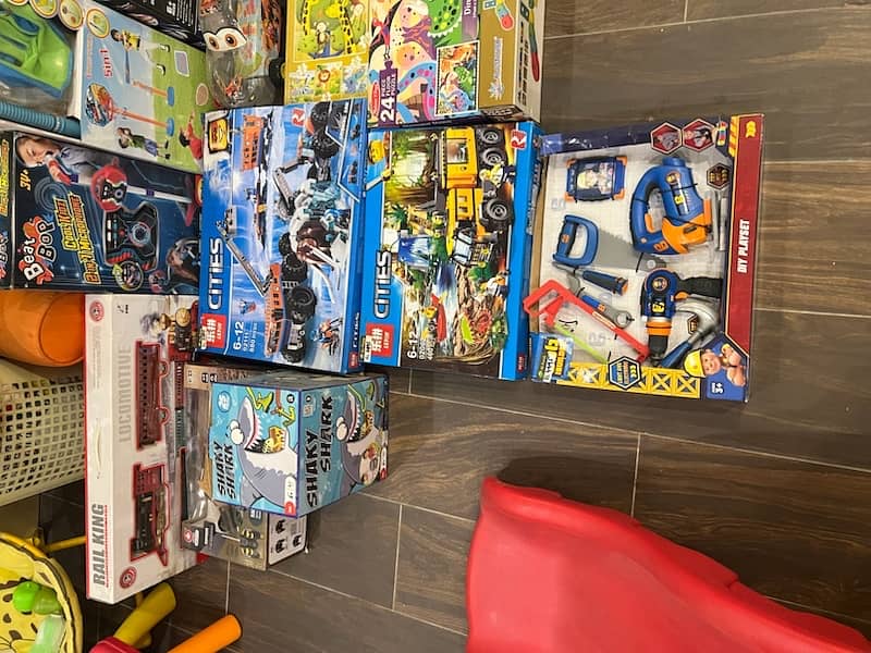 KIDS TOYS & PUZZLES STARTING FROM 2500 2